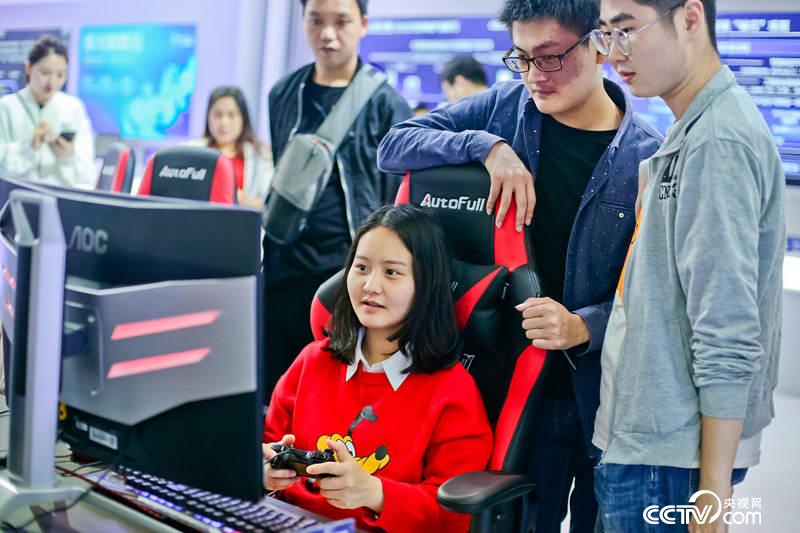 Independent innovation R&D game platform displayed at the Digital China Construction Achievements Exhibition