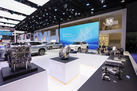 Technology-driven Anxin escort Roewe brings all products of D family to Chengdu Auto Show _fororder_image003