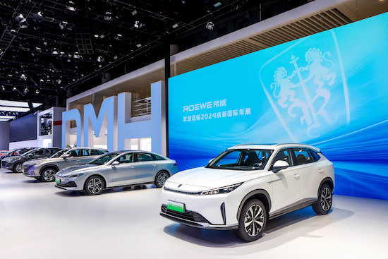 Technology-driven Anxin escort Roewe brings all products of D family to Chengdu Auto Show _fororder_image002