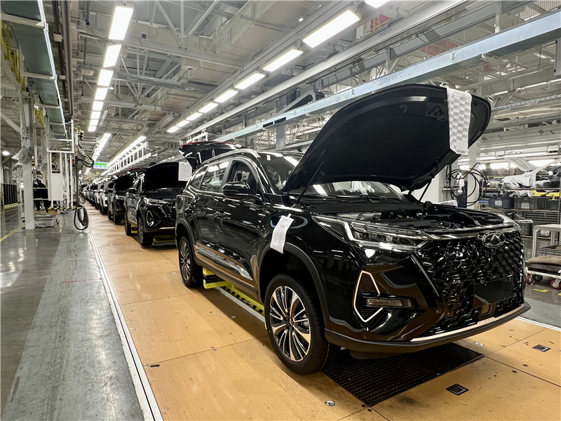 The first batch of complete vehicles of Star Road Star Era ET officially rolled off the assembly line in Wuhu.